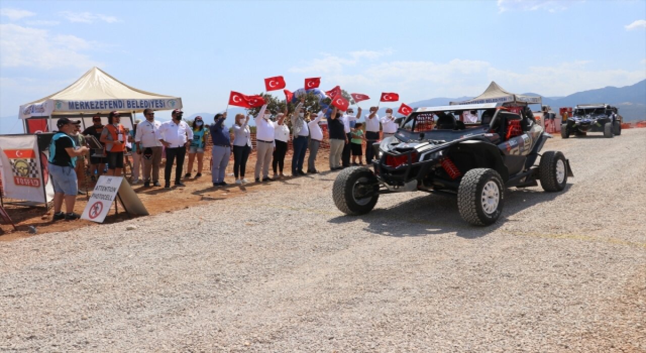 Petlas 2021 Türkiye OffRoad Şampiyonası’nın ikinci yarışında iki birinci çıktı