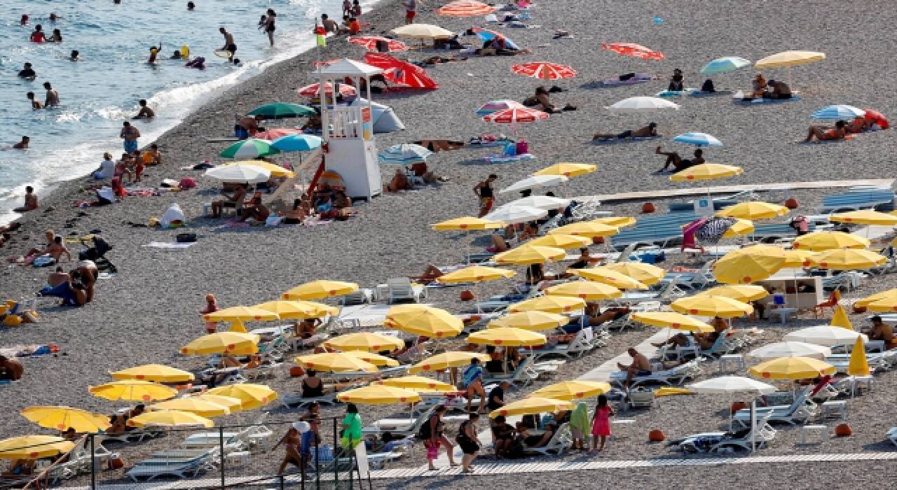 ”Turizmin başkenti” Antalya’ya gelen turist sayısı 5 milyona yaklaştı