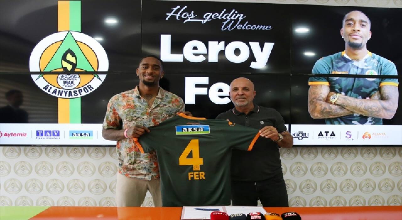 Alanyaspor, Leroy Fer’i kadrosuna kattı