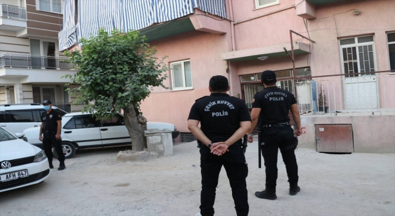 Denizli’de geniş çaplı uyuşturucu operasyonunda yakalanan 21 zanlıdan 19’una tutuklama 