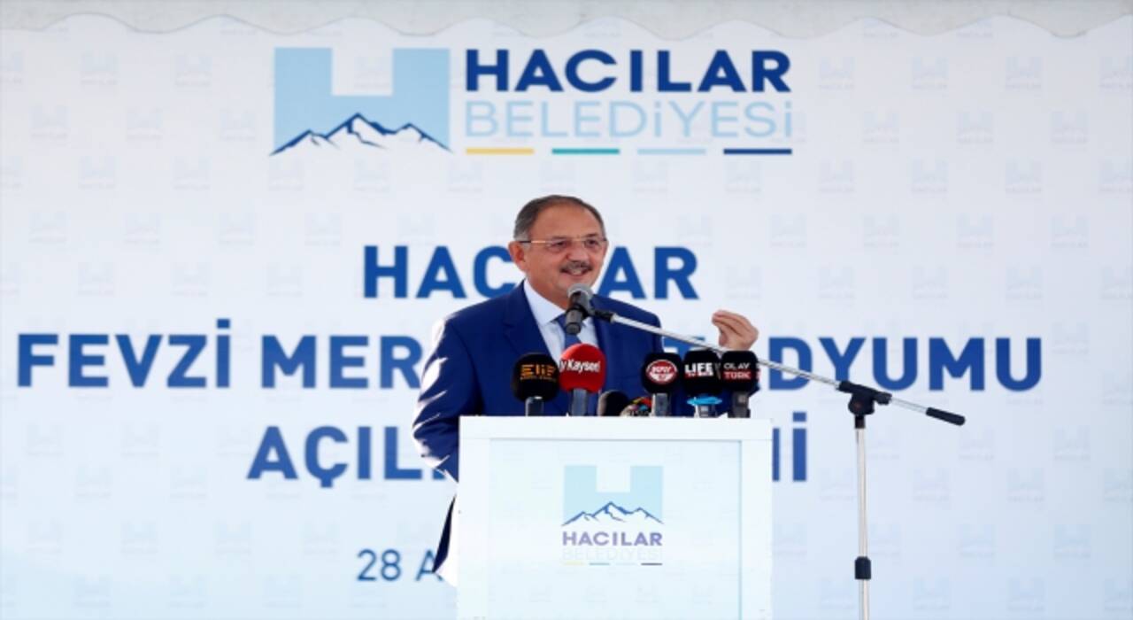 AK Parti Genel Başkan Yardımcısı Özhaseki, Kayseri’de stadyum açılışına katıldı