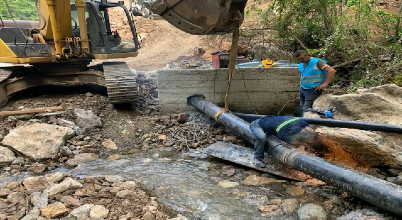 Kocaeli İSU ekipleri, sel bölgesinde çalışmalarını sürdürüyor