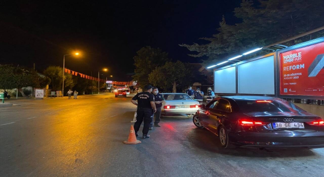 Çeşme’de 278 polisin katılımıyla asayiş uygulaması yapıldı