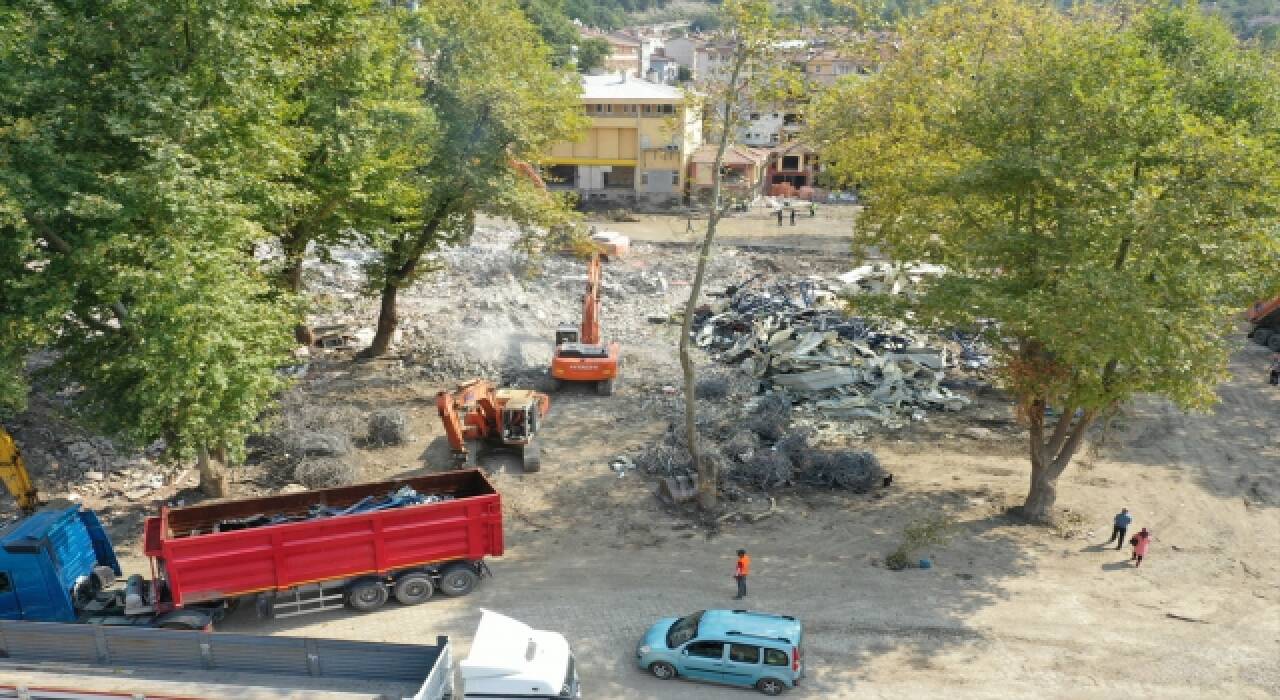 Bozkurt’taki sel felaketinin 20’nci gününde çalışmalar aralıksız sürüyor