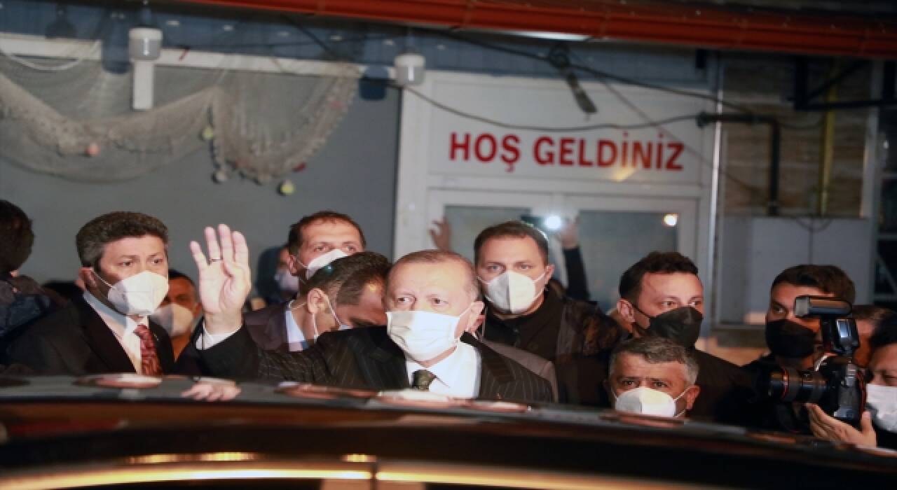 Cumhurbaşkanı Erdoğan memleketi Rize’nin Güneysu ilçesine geldi