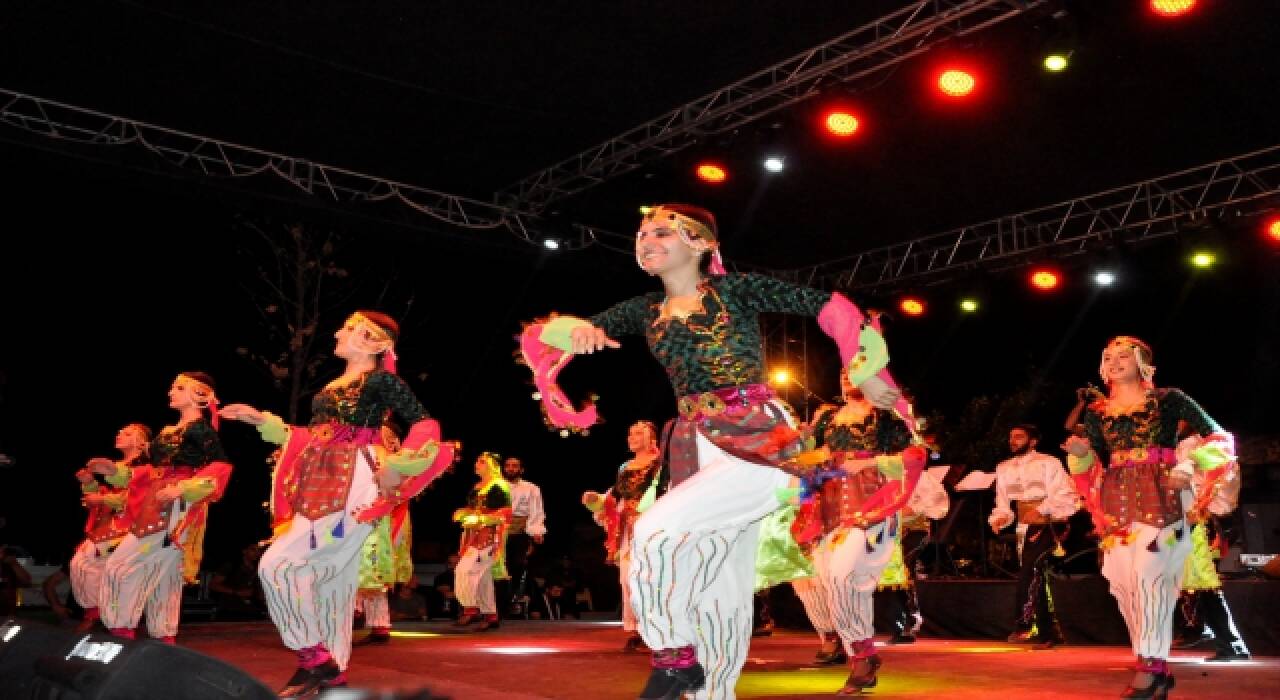 Çukurca'da festival şenliği