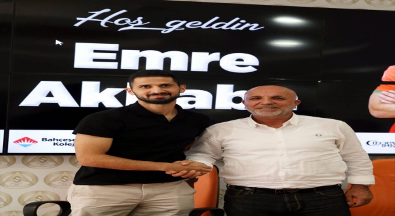 Alanyaspor, Emre Akbaba’yı Galatasaray’dan bir yıllığına kiraladı