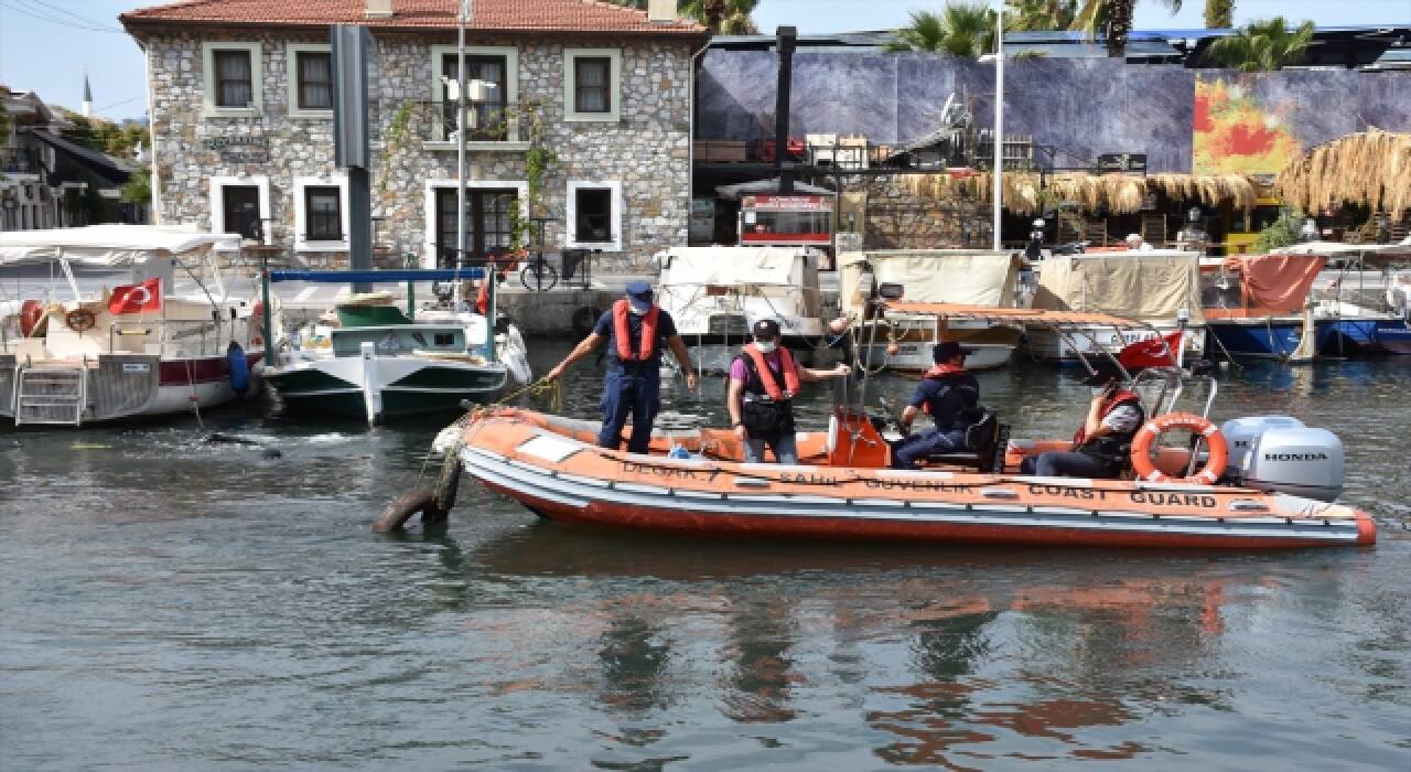 Marmaris’te dalgıçlar, derelerde temizlik yaptı