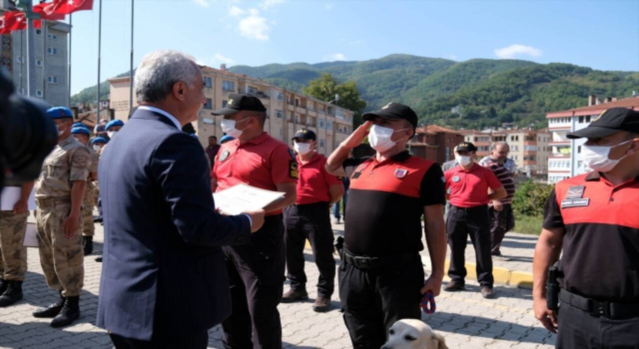 Kastamonu'dan jandarma ve AFAD personeline teşekkür