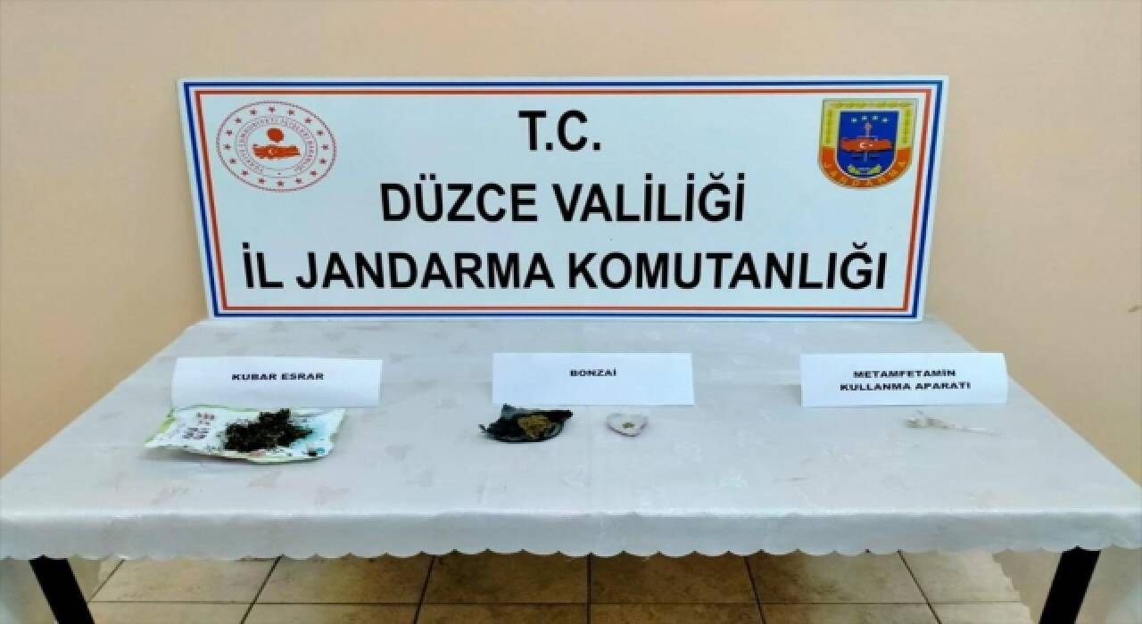 Düzce’de uyuşturucu operasyonunda 3 şüpheli yakalandı