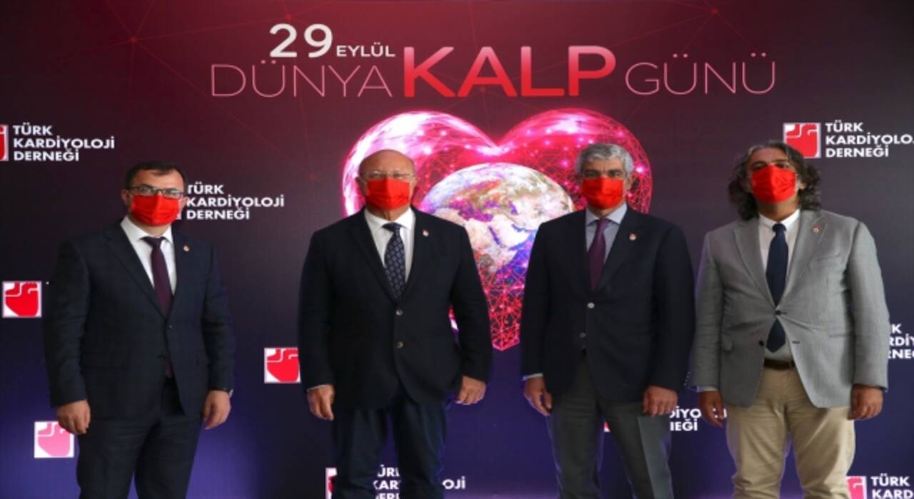 Dünya Kalp Günü’nde pandemi sürecinin kalp hastalarına etkisi ele alındı