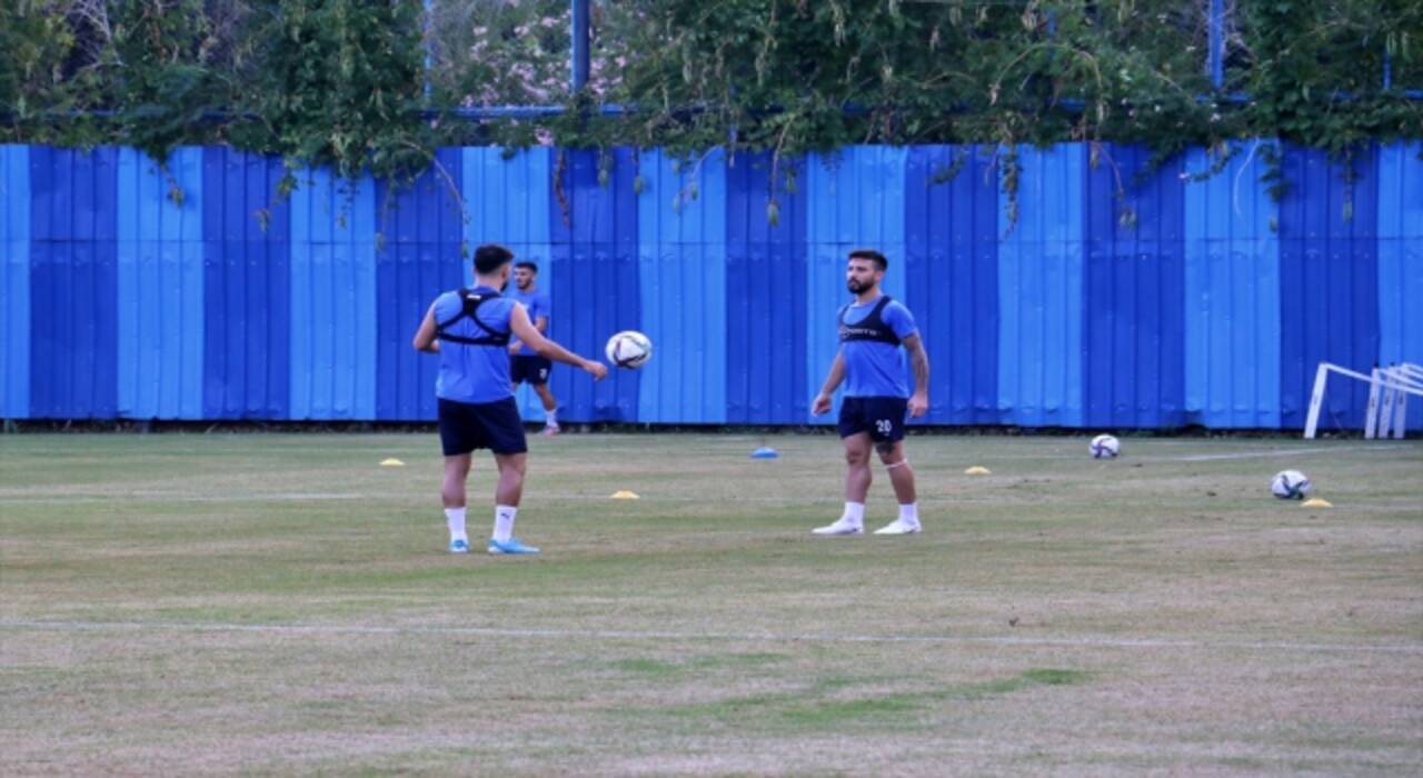 Adana Demirspor teknik direktöründen yeni açıklamalar