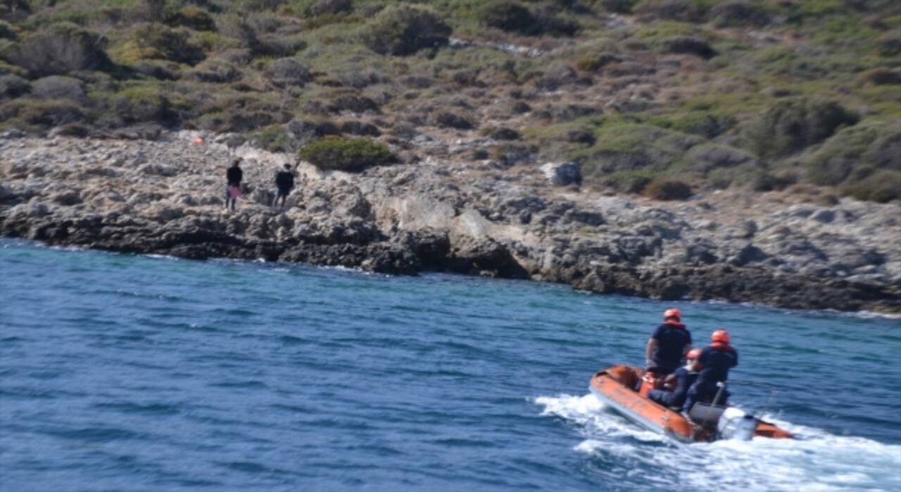 Aydın’da Türk kara sularına itilen göçmenler