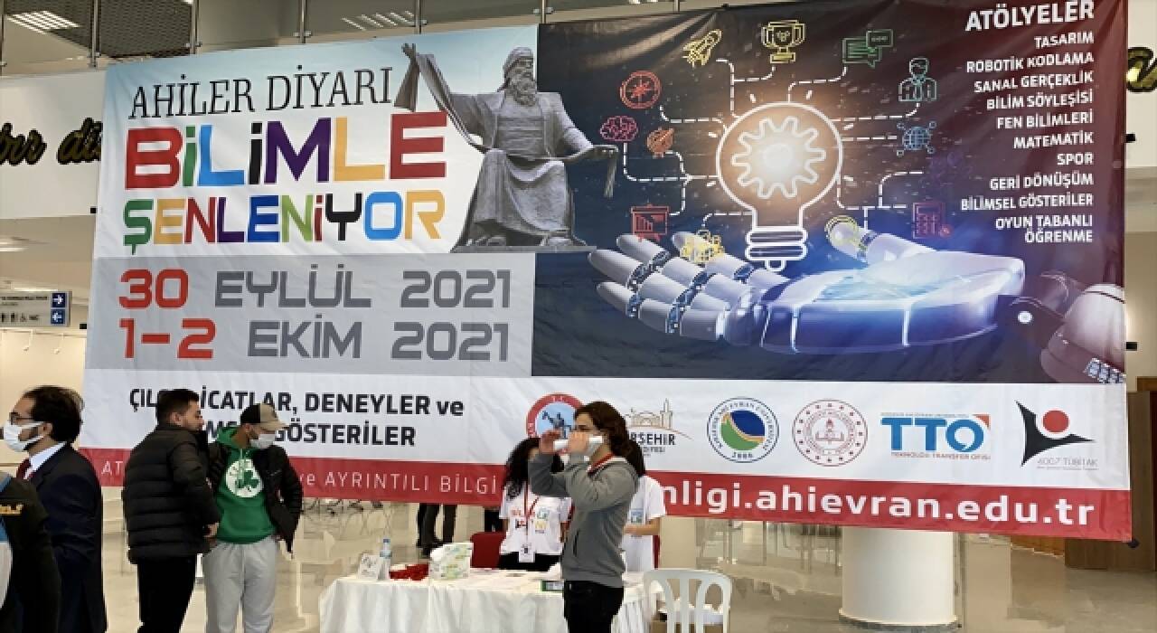 Kırşehir’de bilim ve teknoloji şenliği düzenlendi