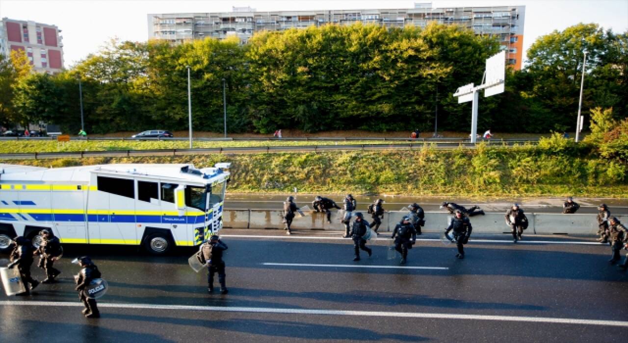 Slovenya’da Kovid19 tedbirlerini protestolar