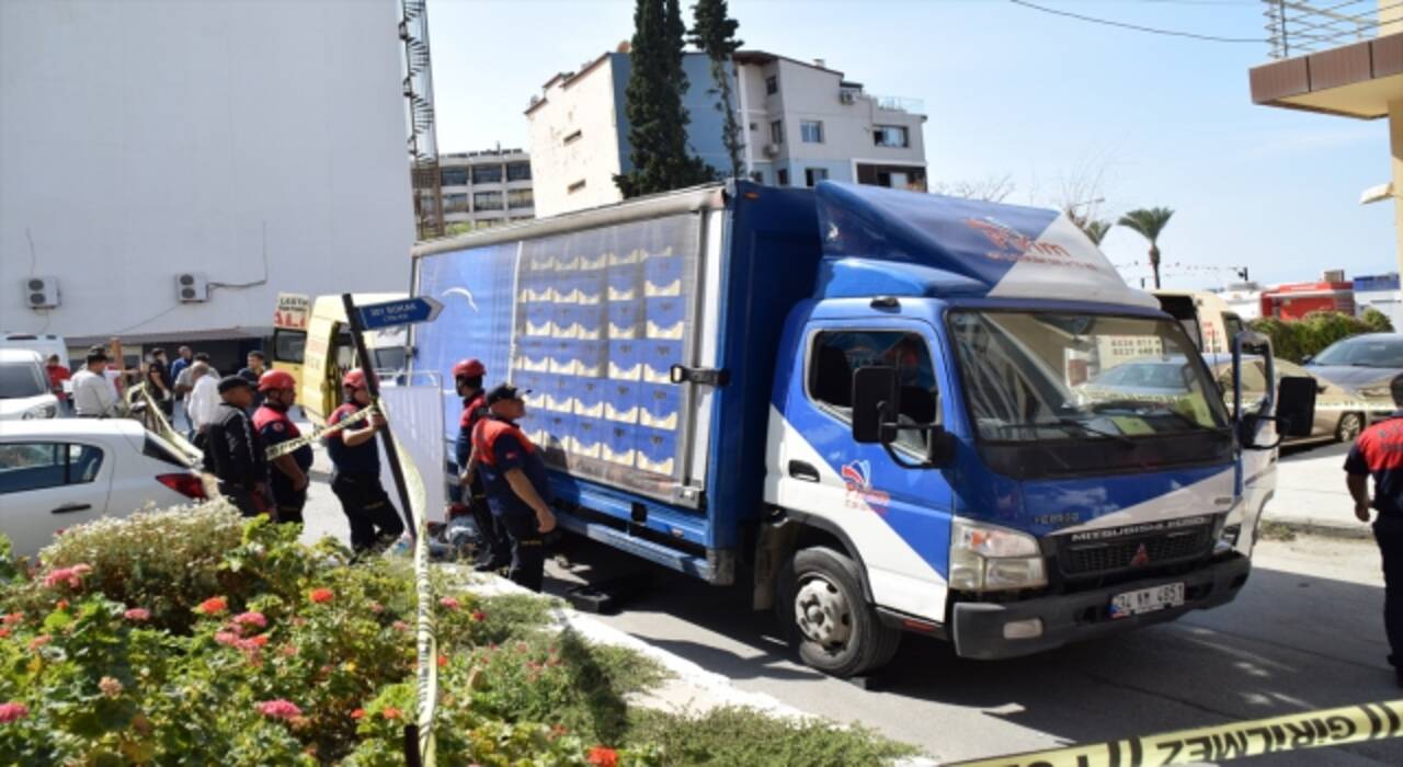 Aydın’da geri manevra yapan kamyonun çarptığı kadın öldü