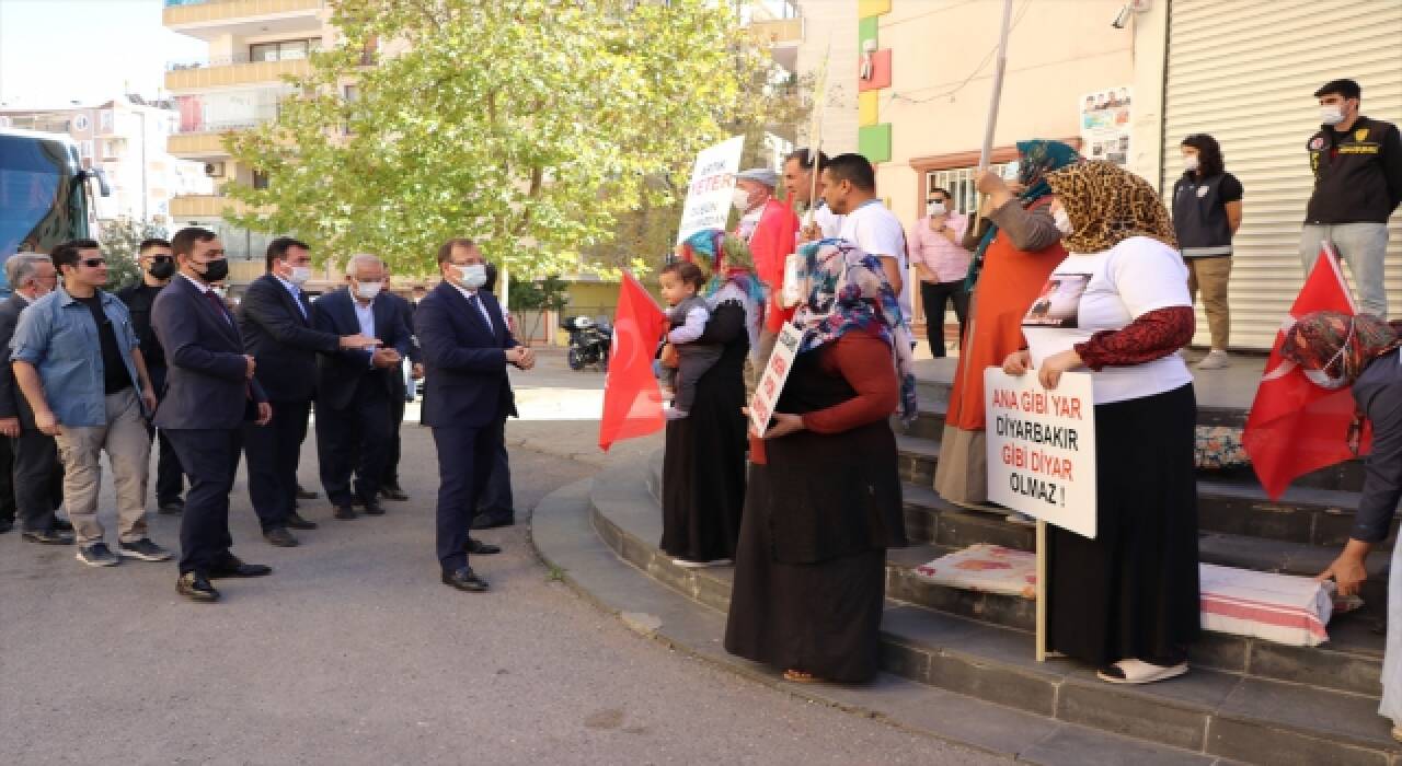 TBMM İnsan Hakları Komisyonu Başkanı Hakan Çavuşoğlu, Diyarbakır’da ziyaretlerde bulundu