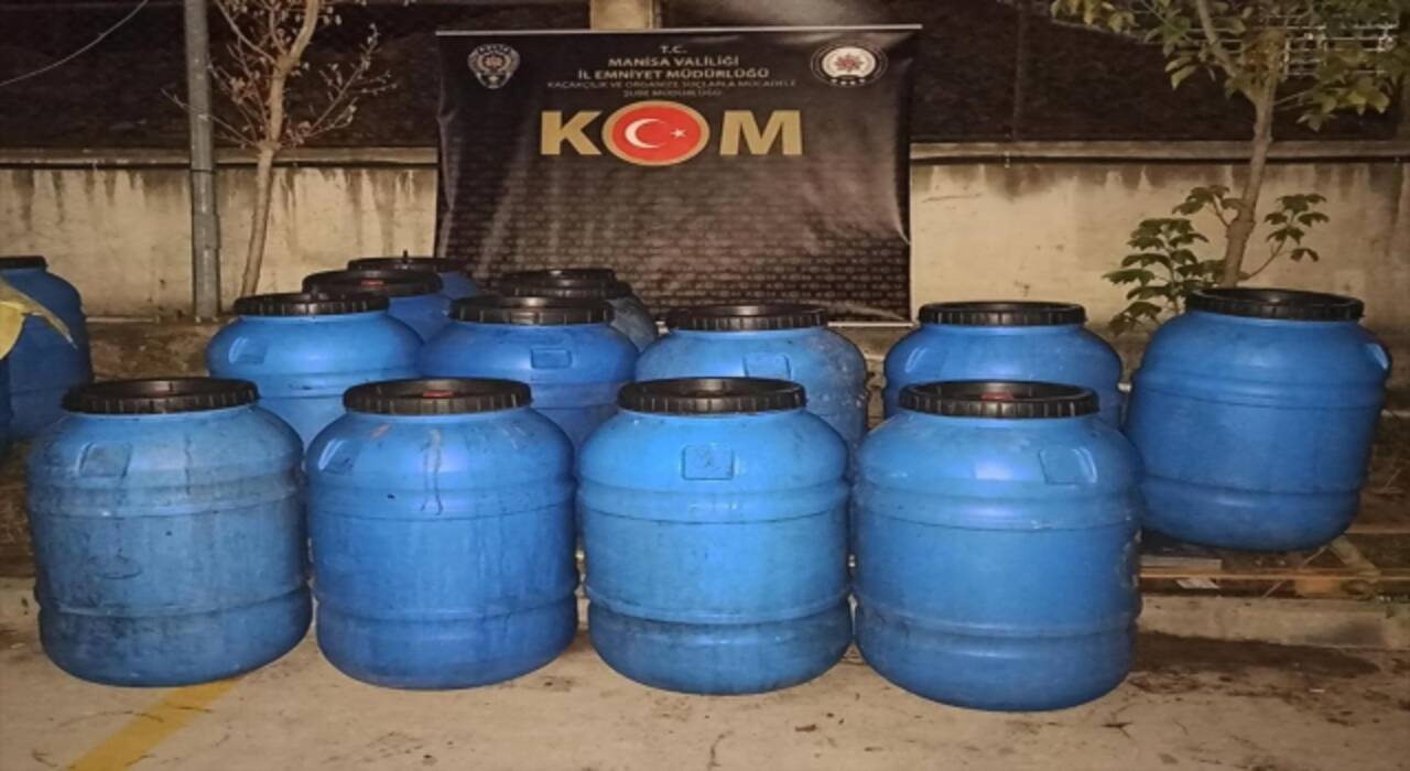 Manisa’da 3 bin 200 litre kaçak içki ele geçirildi