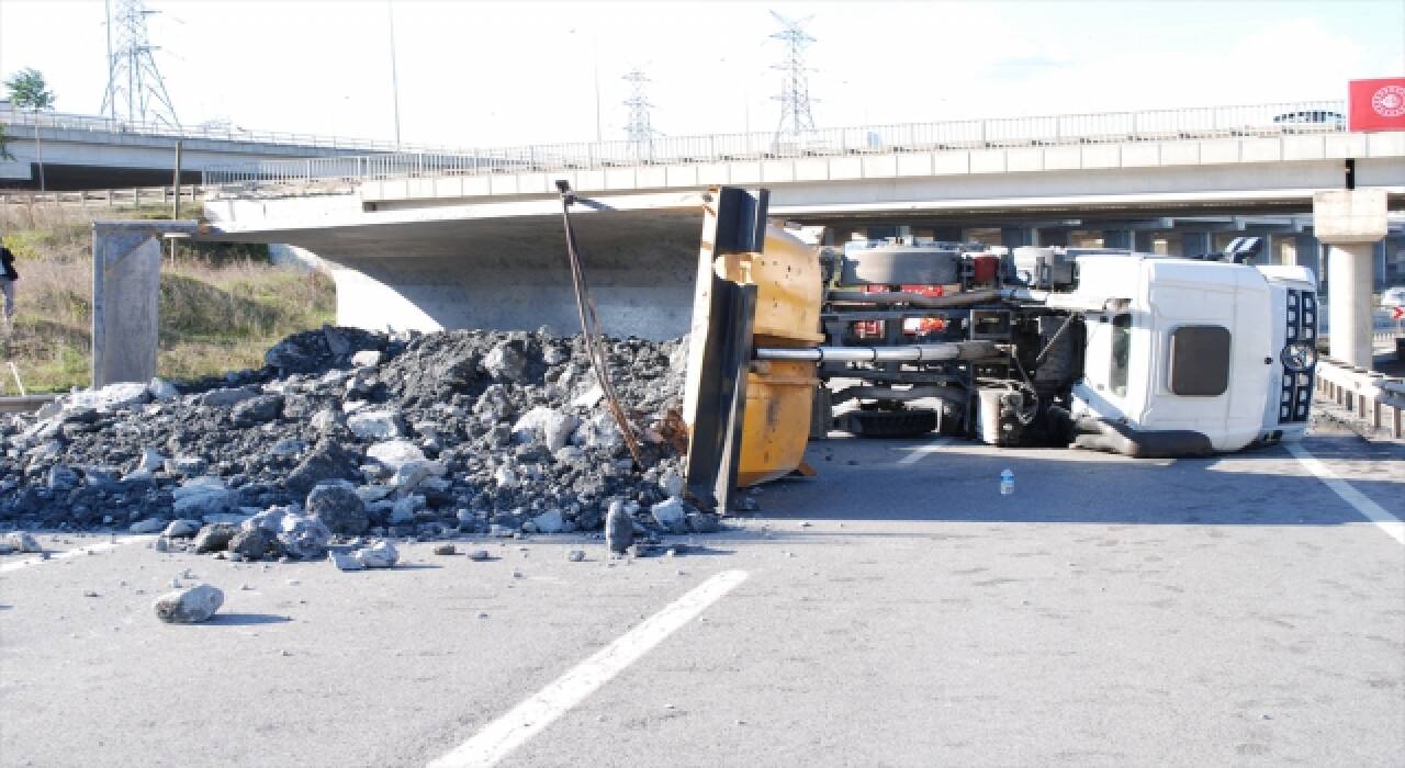 Sancaktepe’de feci trafik kazası