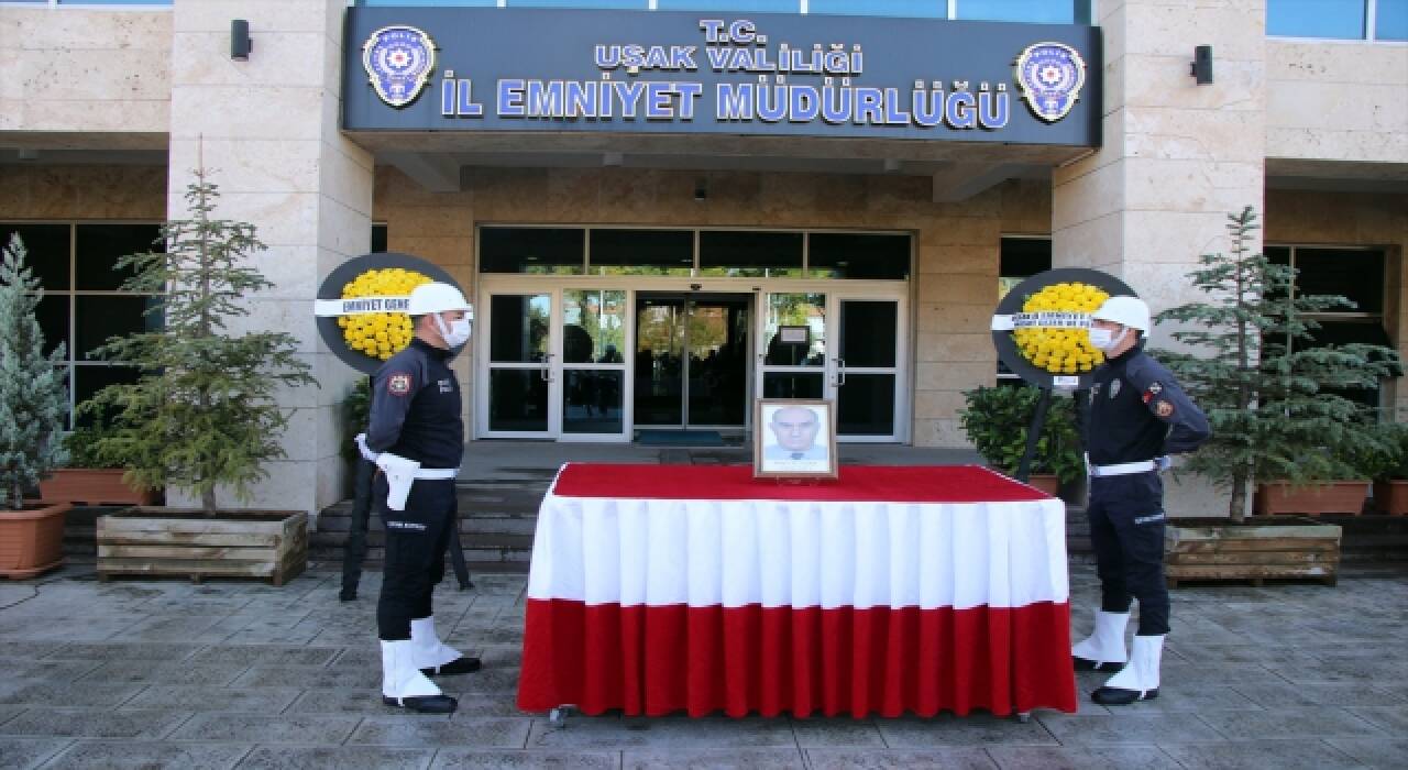 Uşak’ta Kovid19’dan hayatını kaybeden polis memuru için tören düzenlendi