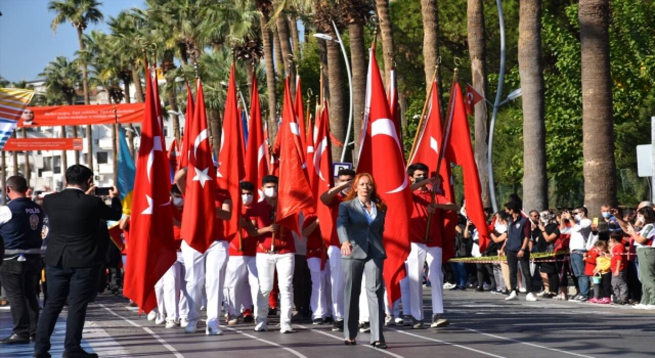 29 Ekim Cumhuriyet Bayramı Antalya, Muğla, Burdur ve Isparta’da kutlanıyor