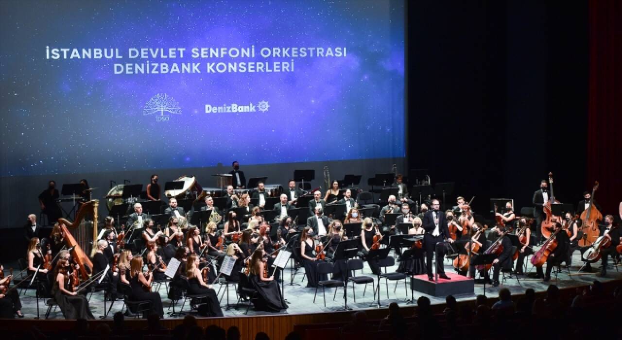 İDSO, AKM’de 13 yıl aranın ardından konser verdi