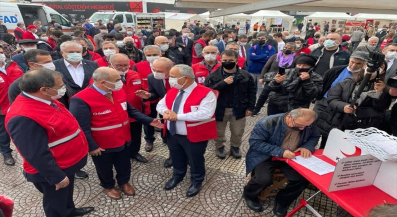 Türk Kızılayın hedefi 2 milyon gönüllü