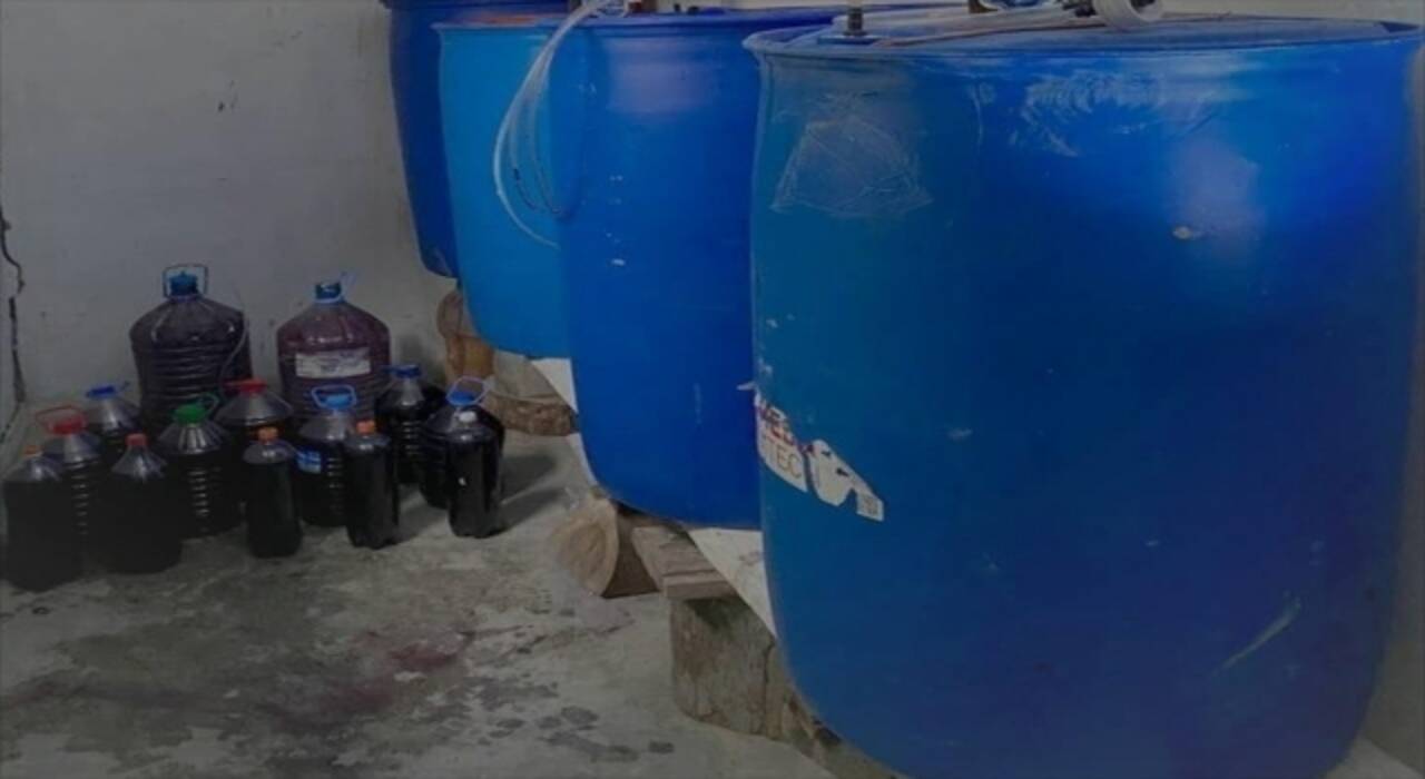 Mersin’de 1075 litre sahte içki ele geçirildi