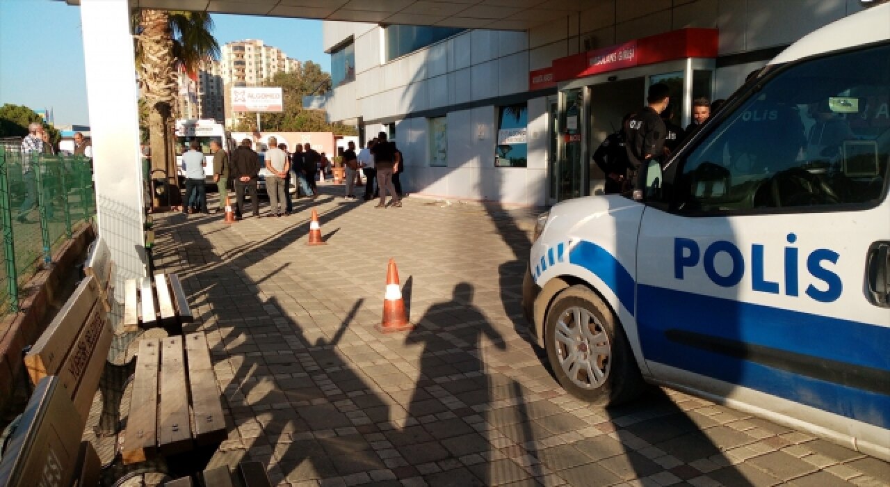 Adana’da silahlı saldırıya uğrayan kişi öldü