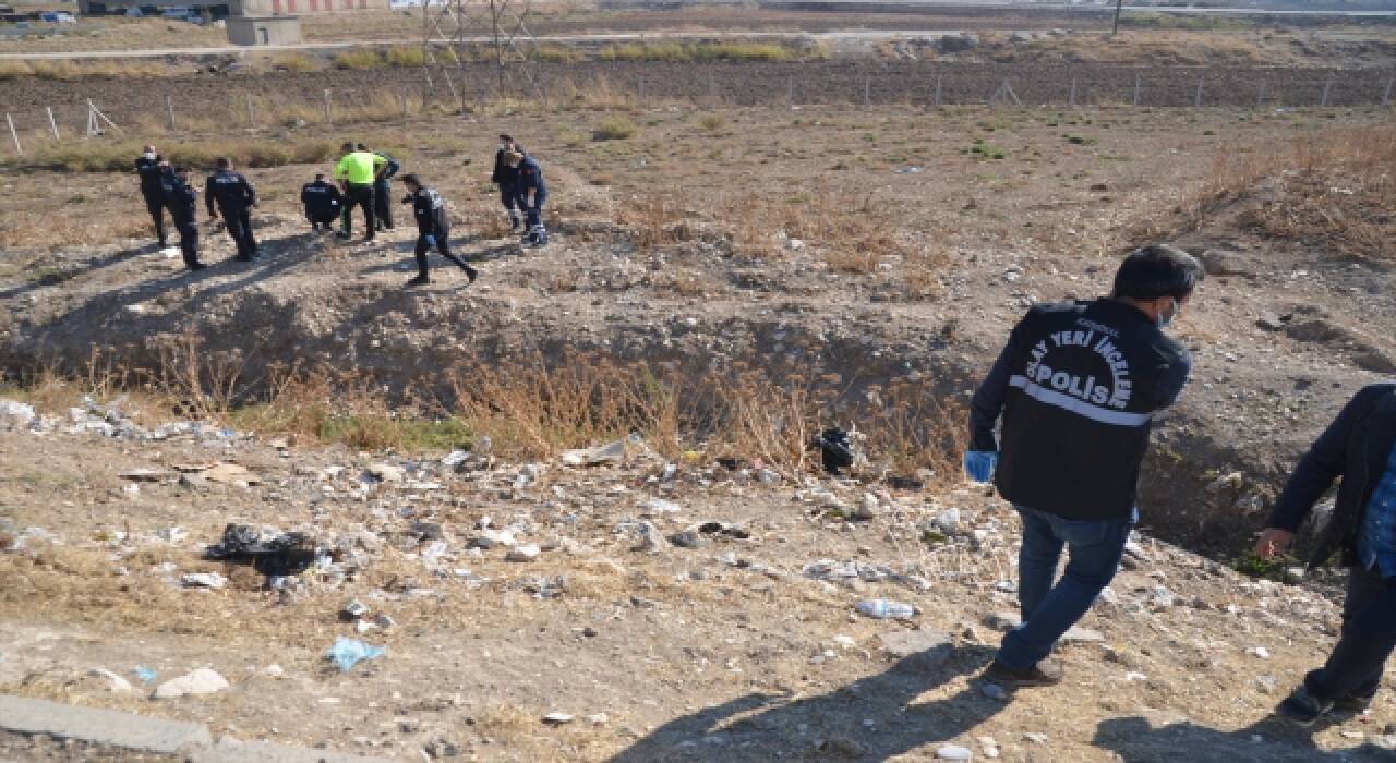 Son Dakika! Yol kenarında ölü bulundu