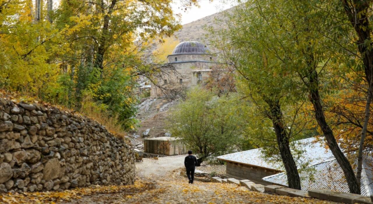 311 yıllık tarihi cami, fotoğraf tutkunlarının ilgi odağı oldu