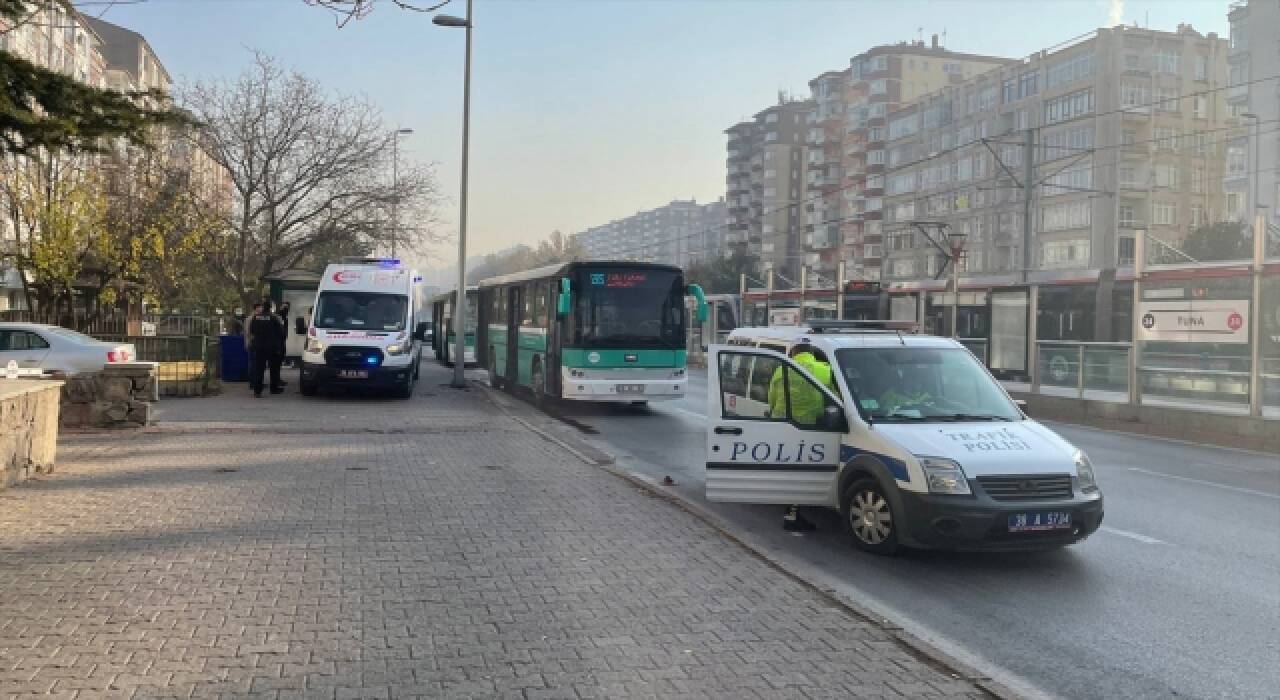 Kayseri’de iki halk otobüsünün karıştığı kazada 13 yolcu yaralandı