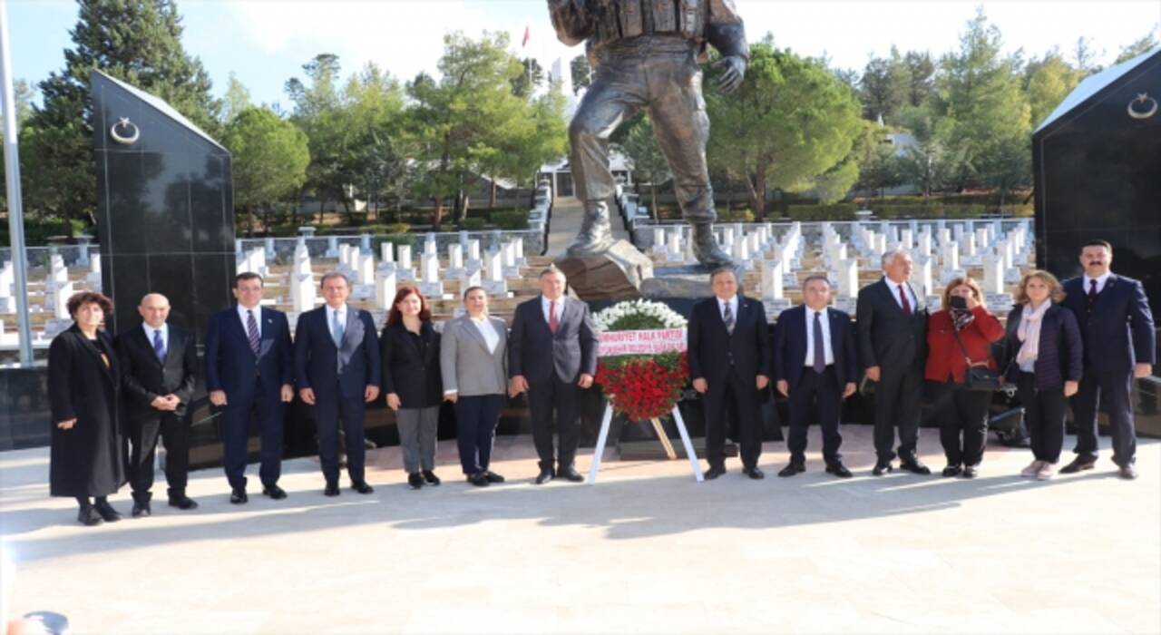 CHP heyeti KKTC’de temaslarda bulundu