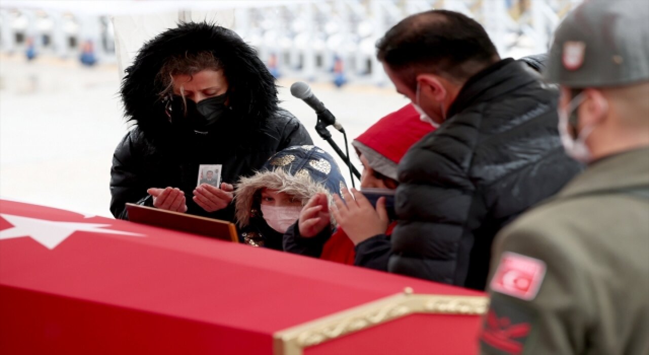 Barış Pınarı Harekat bölgesinde şehit olan Binbaşı Yıldırım, Ankara’da toprağa verildi