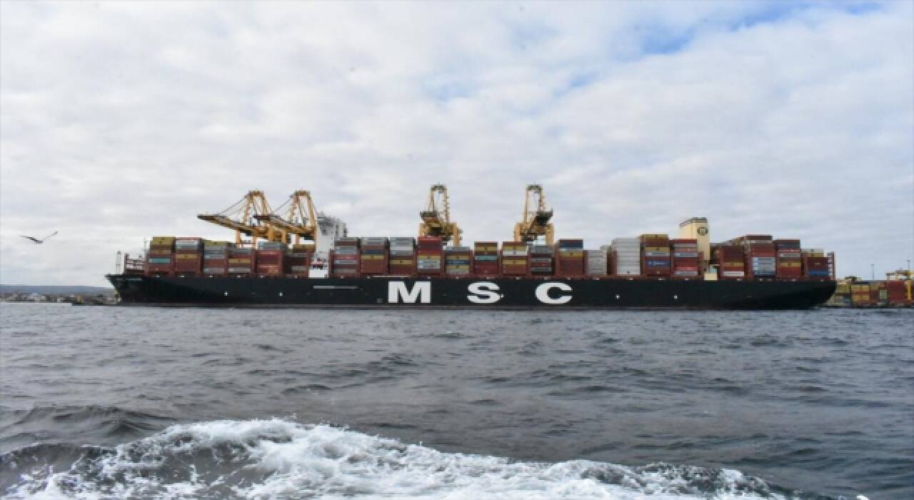 Dev konteyner gemisi ”MSC Samar” Tekirdağ’dan ayrıldı