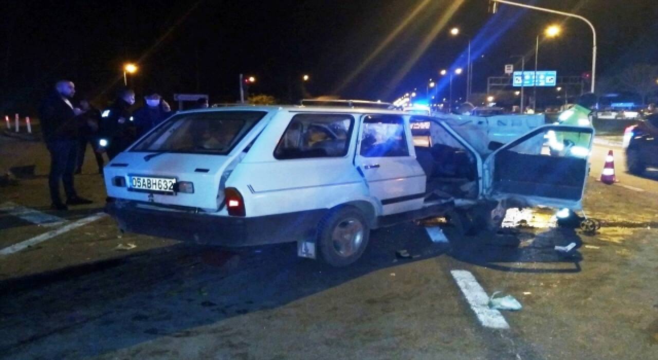 Amasya’da otomobil ile hafif ticari araç çarpıştı!