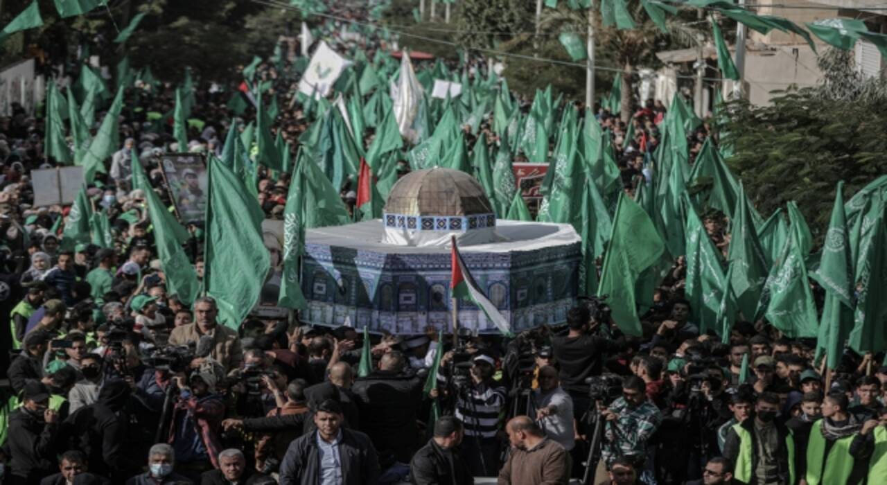 Hamas’ın 34. kuruluş yıl dönümü dolayısıyla Gazze’de iki miting düzenlendi