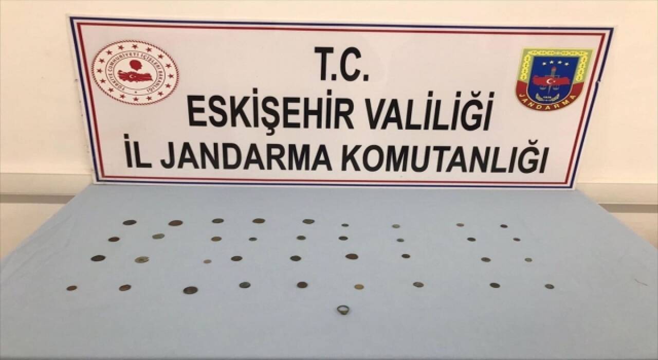 Eskişehir’de tarihi eser kaçakçılığı operasyonunda 3 şüpheli yakalandı