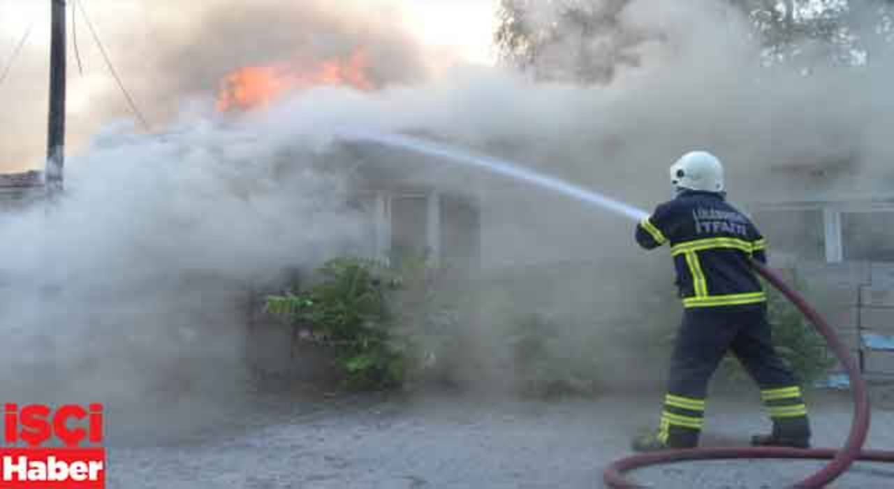 Kırklareli’nde iki ev yanarak kullanılamaz hale geldi