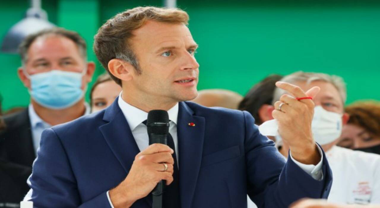 Macron'un özel hayatına ihlal davası