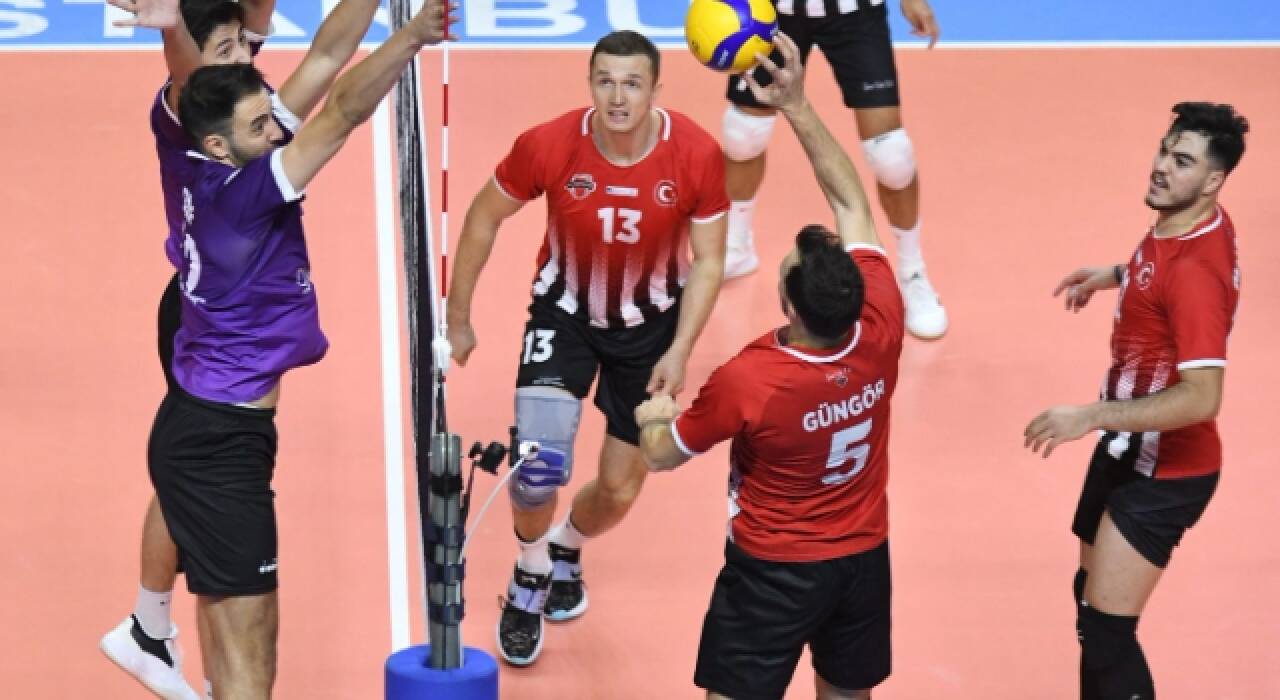 Erkekler AXA Sigorta Kupa Voley’de 2. gün sona erdi