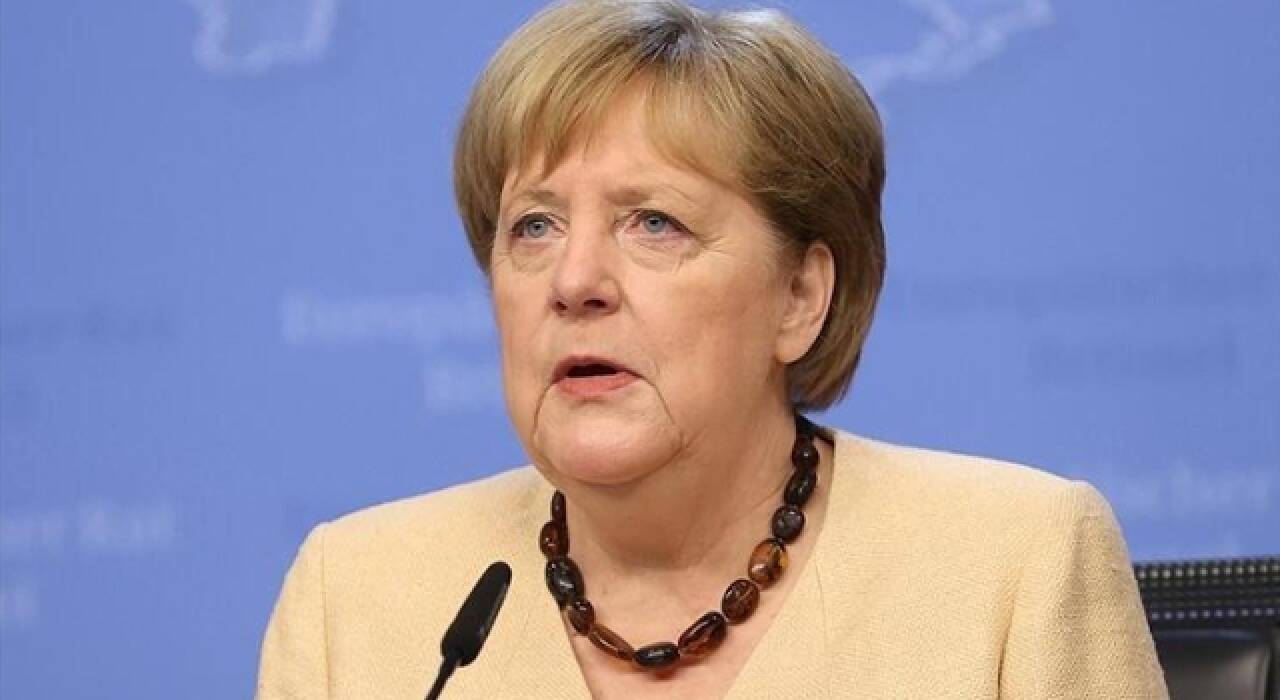 İspanya’dan Angela Merkel’e Avrupa ödülü