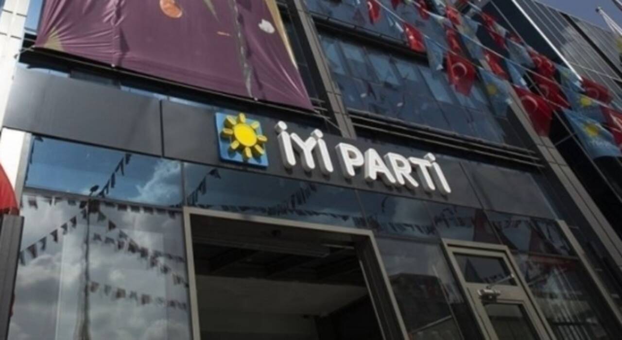 İyi Parti'de Türkkan'ın yerine getirilen isim belli oldu!