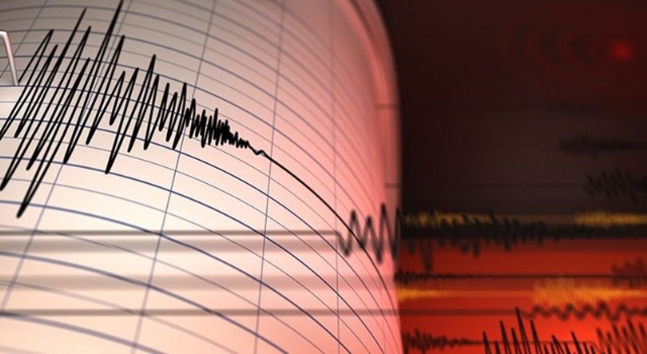 İzmir açıklarında 5.1 büyüklüğünde deprem!