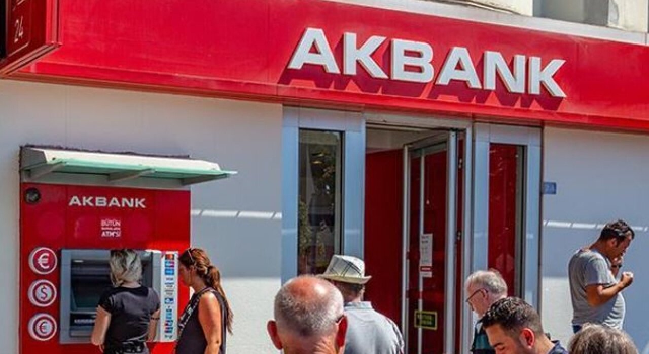 Akbank Çöktü! Akbank mobil'de erişim sorunu ne zaman düzelecek?