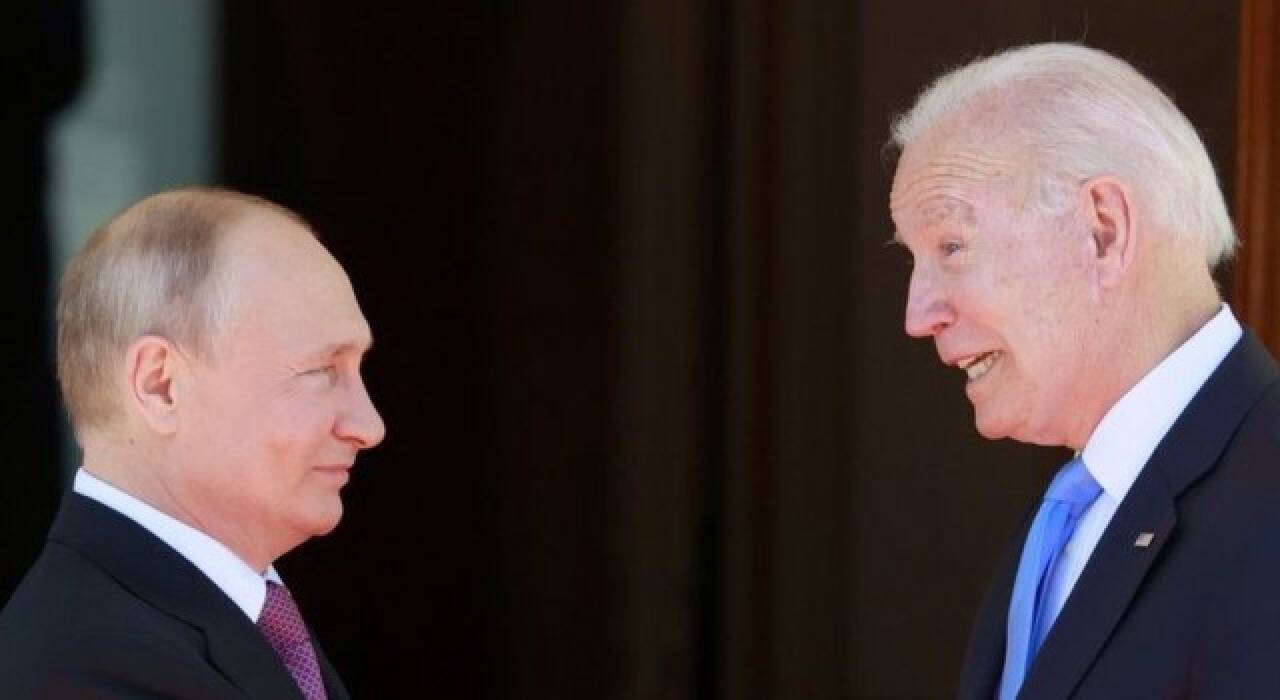 Biden ve Putin telefon görüşmesi