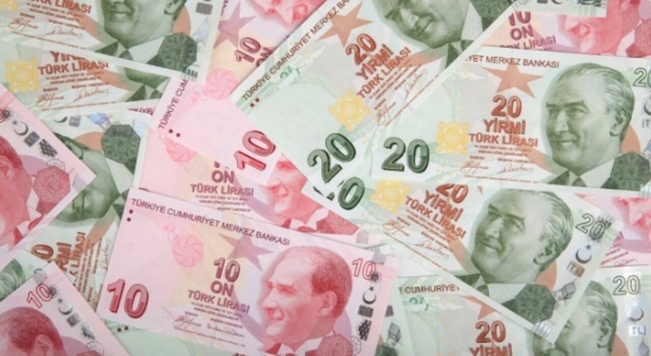 Dolar tarihi rekorunu kırdı!  Dolar 20'ye dayanıyor!