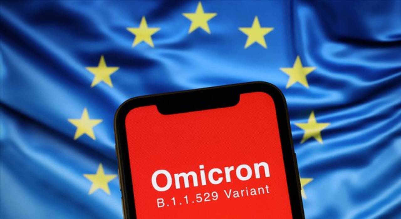 Omicron 2022'de Avrupa'yı saracak