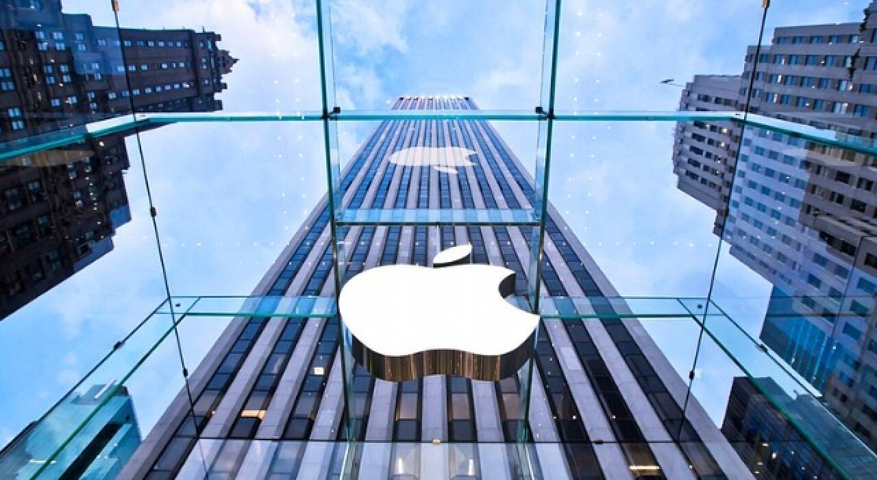 Apple, 3 trilyon doları aşan ilk şirket oldu