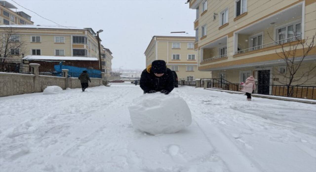 Bayburt’ta kar heyecanı